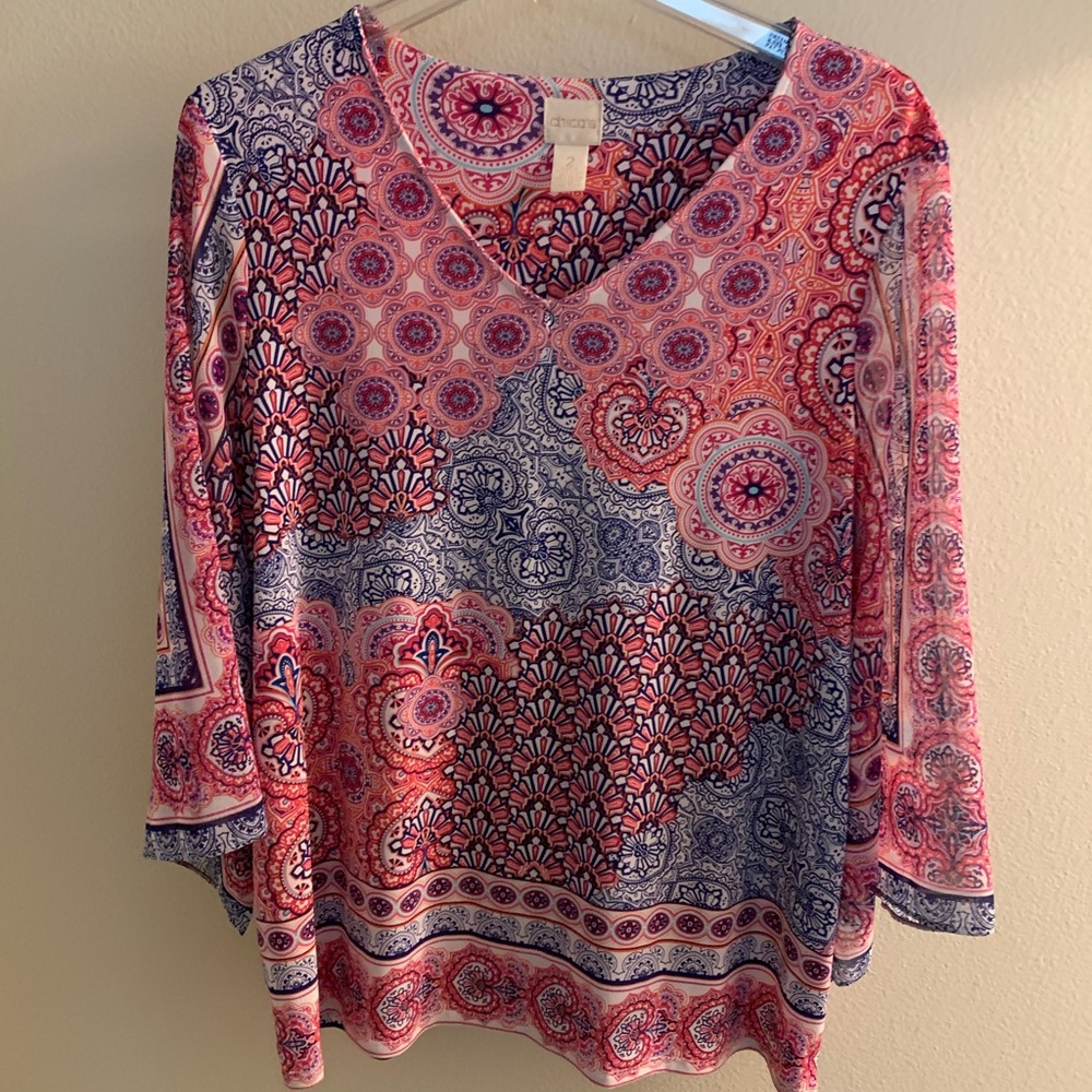 Chico’s tunic, v neck size 2, 3/4 length sheer belled sleeves. Ex condition!